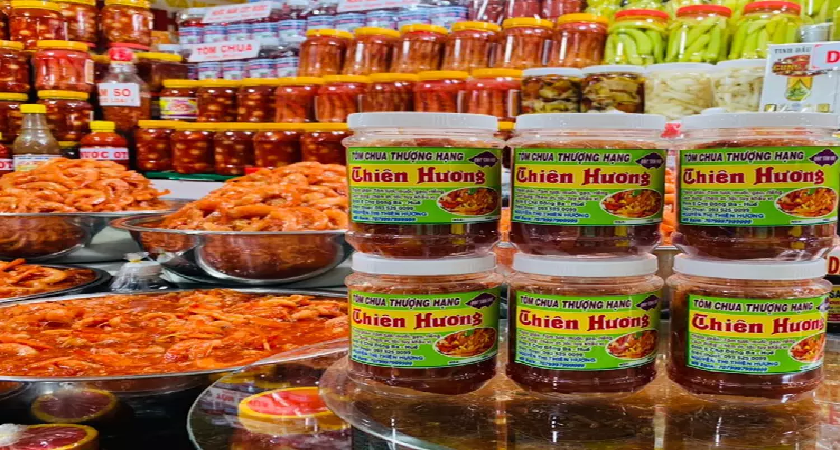 Mắm tôm chua Huế: ăn ở đâu, giá bao nhiêu và quán ngon 2026