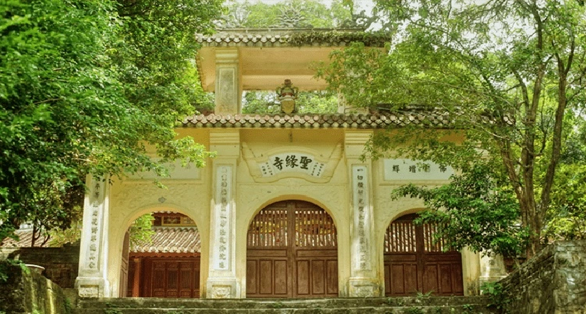 Chùa Thánh Duyên Huế - Vẻ Đẹp Tâm Linh Giữa Đồi Hà Khê