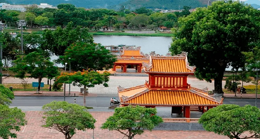 Nghinh Lương Đình: lịch sử, kiến trúc và kinh nghiệm tham quan 2026