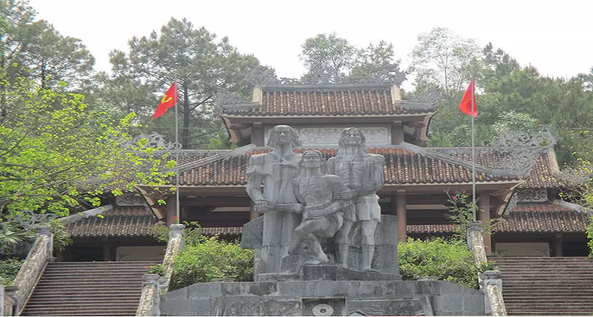 Khu di tích lịch sử Chín Hầm – Dấu ẩn vẻ vang của dân tộc