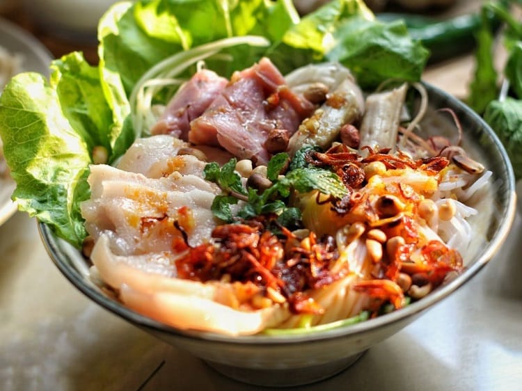 Ăn sáng Đà Nẵng - Top 5 món ăn đặc trưng nên thử khi ghé thăm Đà Nẵng 