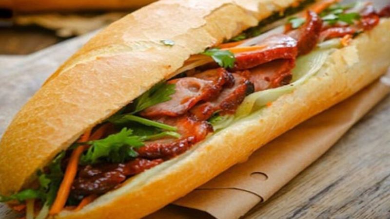 Bánh Mì Hội An 2026: Ăn Ở Đâu, Giá Và Quán Nên Thử
