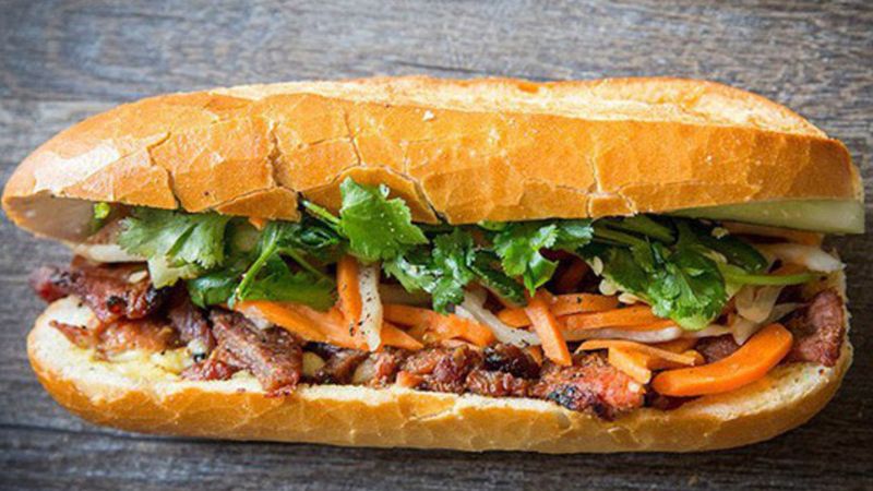 Bánh Mì Hội An 2026: Ăn Ở Đâu, Giá Và Quán Nên Thử