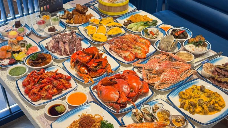 Buffet-hai-san-da-nang-4.jpg Buffet Hải Sản Đà Nẵng 2026: Giá Vé, Quán Ngon Và Kinh Nghiệm Đi Ăn