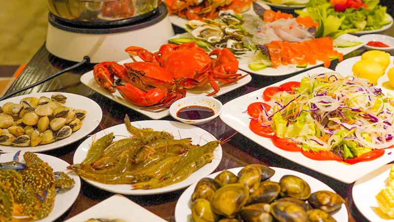 Buffet-hai-san-da-nang-13.jpg Buffet Hải Sản Đà Nẵng 2026: Giá Vé, Quán Ngon Và Kinh Nghiệm Đi Ăn