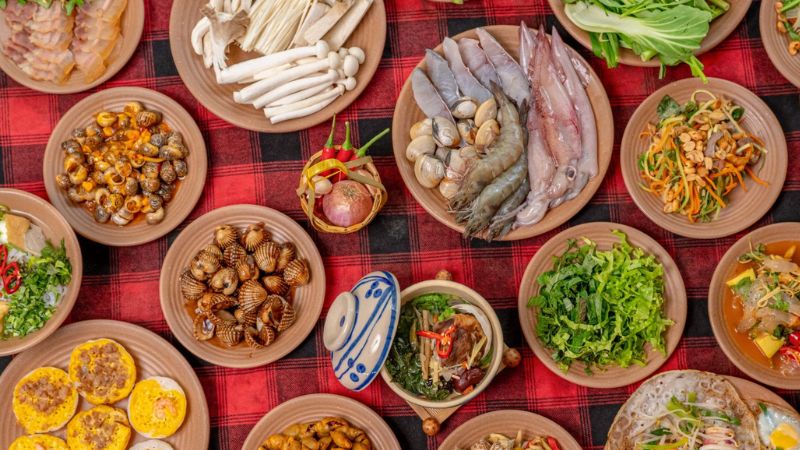 Buffet-hai-san-da-nang-14.jpg Buffet Hải Sản Đà Nẵng 2026: Giá Vé, Quán Ngon Và Kinh Nghiệm Đi Ăn