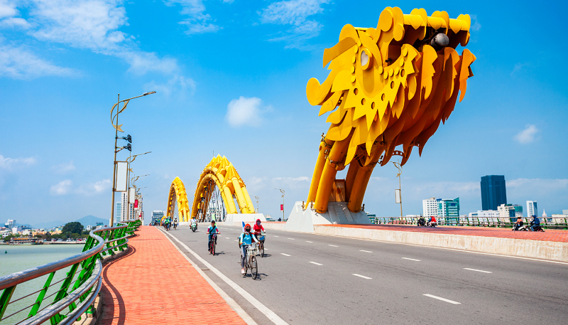Cầu Rồng Đà Nẵng: Điểm đến du lịch hấp dẫn ở Đà Nẵng
