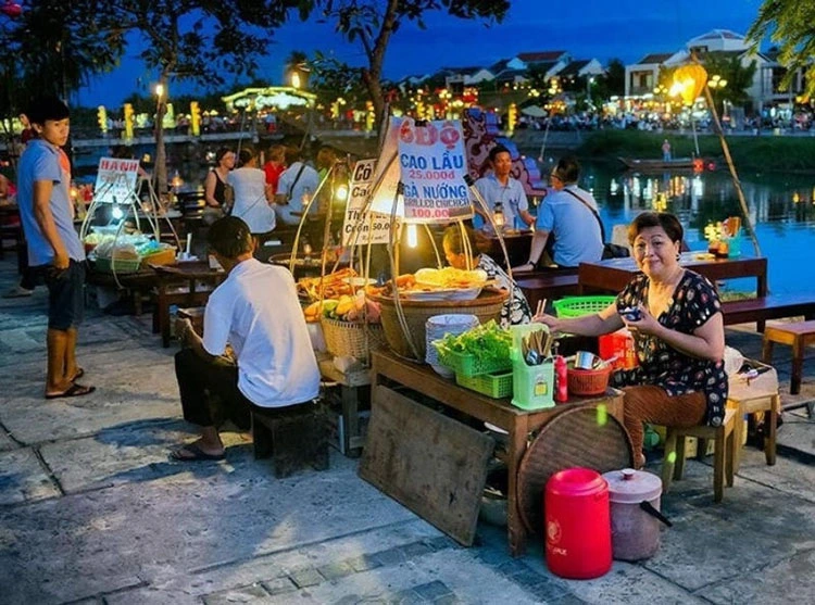 Chợ đêm Hội An - Không gian ẩm thực đặc sắc tại phố cổ