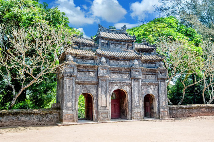 Chùa Báo Quốc Huế - Khám phá ngôi chùa cổ hàng trăm năm 