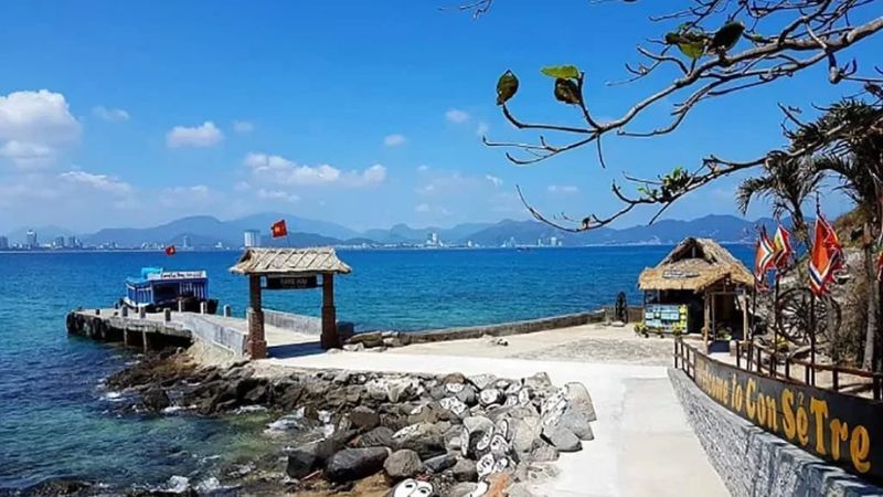 Con Sẻ Tre Nha Trang