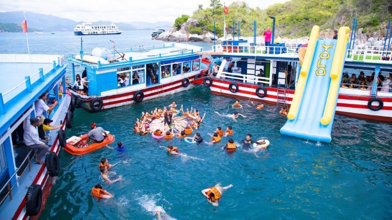 Con Sẻ Tre Nha Trang