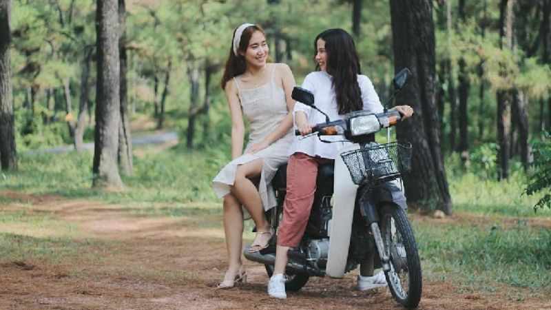 doi-nui-va-dia-diem-ngam-canh-o-hue-5.jpg Check-in và tham quan nhẹ nhàng: đồi Thiên An