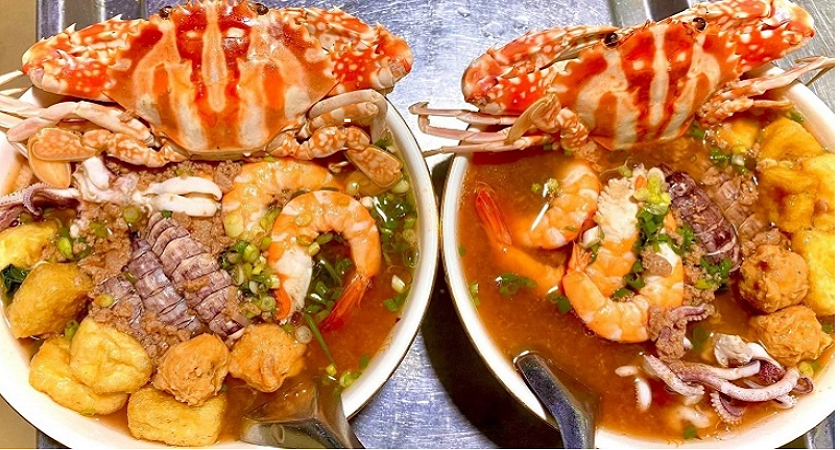 Top 6 Quán Bún Hải Sản Đà Nẵng Ngon – Rẻ – Đông Khách Nhất