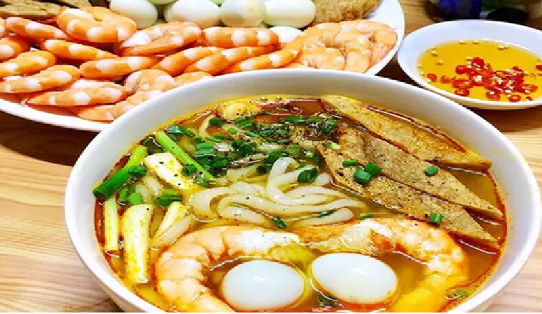 Bánh canh Hội An - Món ngon đặc sản của phố cổ