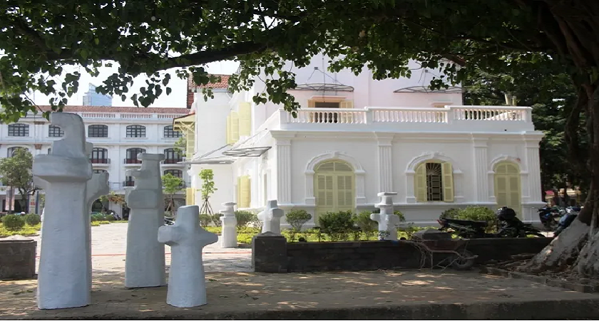 Điềm Phùng Thị: đường đi, điểm nổi bật và kinh nghiệm tham quan 2026