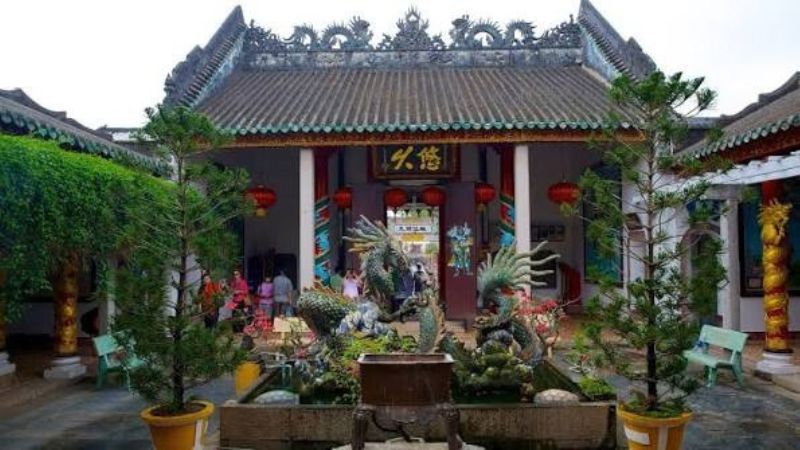 hoi-quan-quang-dong-ho-an-2.jpg Hội Quán Quảng Đông Hội An