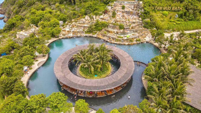 hon-tam-nha-trang-2.jpg Hòn Tằm Nha Trang: Ở Đâu, Có Gì Và Kinh Nghiệm 2026