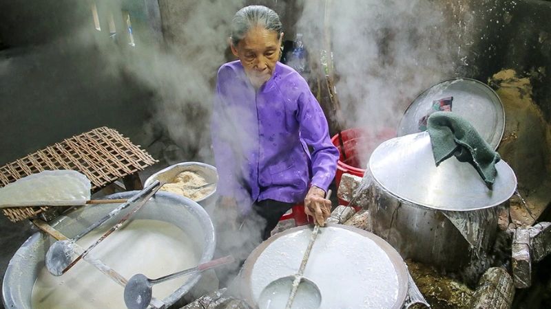 Nghề bánh tráng Túy Loan