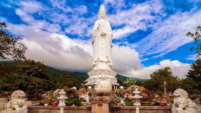 Du Lịch Tâm Linh Sơn Trà