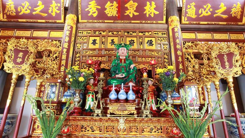 Đền Lĩnh Chúa Linh Từ Bà Nà Hills