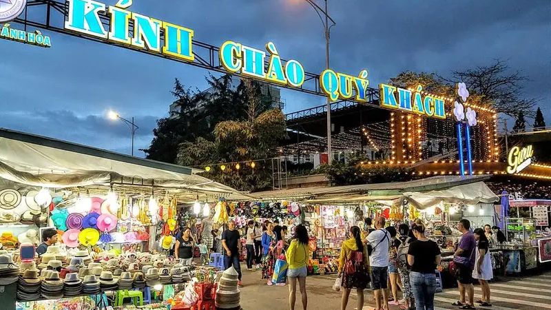 cho-an-vat-da-nang-6.jpg Chợ Đêm Hòa Khánh