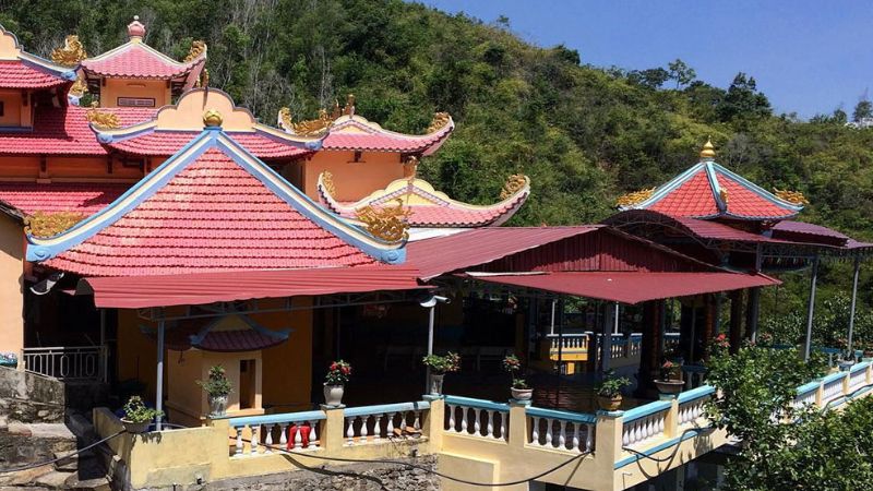 suoi-do-nha-trang-3.jpg Suối Đổ Nha Trang 2026 – Dòng Suối Và Không Gian Tâm Linh Giữa Núi Hoàng Ngưu