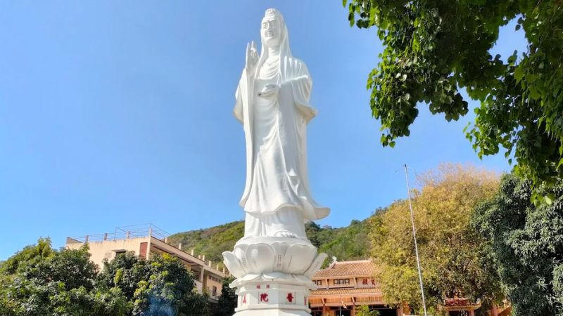 suoi-do-nha-trang-4.jpg Quan Âm Sơn Tự