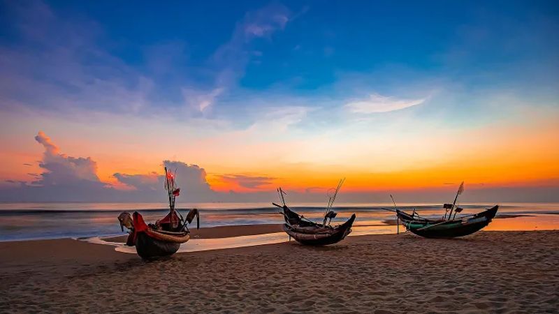 Top 9 Bãi Biển Đẹp Ở Huế Nhất Định Phải Ghé Thăm