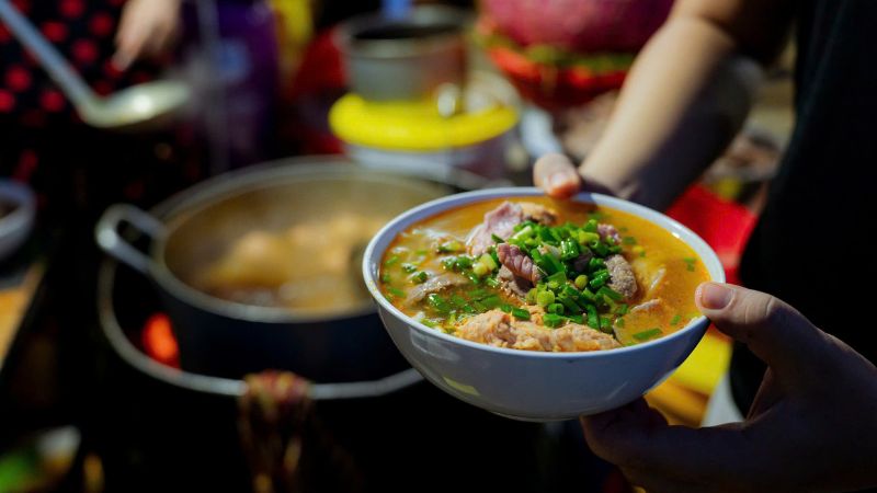 Trải Nghiệm Huế: Về Đêm, Ca Huế Trên Sông Hương Và Cồn Hến