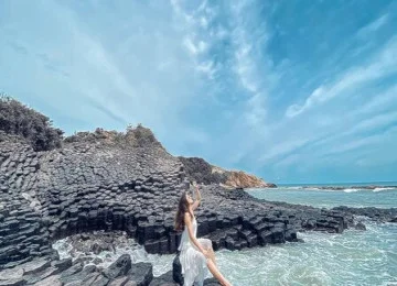 TOUR PHÚ YÊN - GÀNH ĐÁ ĐĨA - THÁP NGHINH PHONG