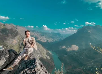 TOUR DU LỊCH HÀ GIANG - CỘT CỜ LŨNG CÚ - CỔNG TRỜI QUẢN BẠ - DINH VUA MÈO